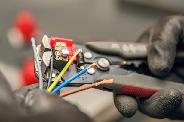 Best 24-Hour Electrician  in Whitesburg, KY